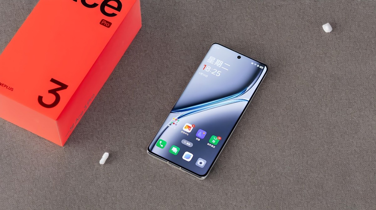 3000元“卷王之王”,24GB+1TB+6100mAh,OPPO这一波让人看懵了!