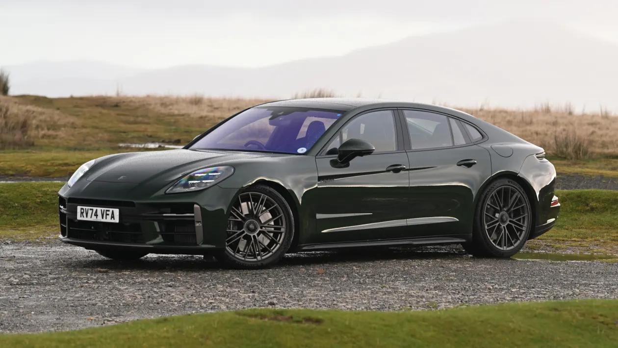 主要提升在内在,全新保时捷Panamera Turbo E-Hybrid实车图曝光