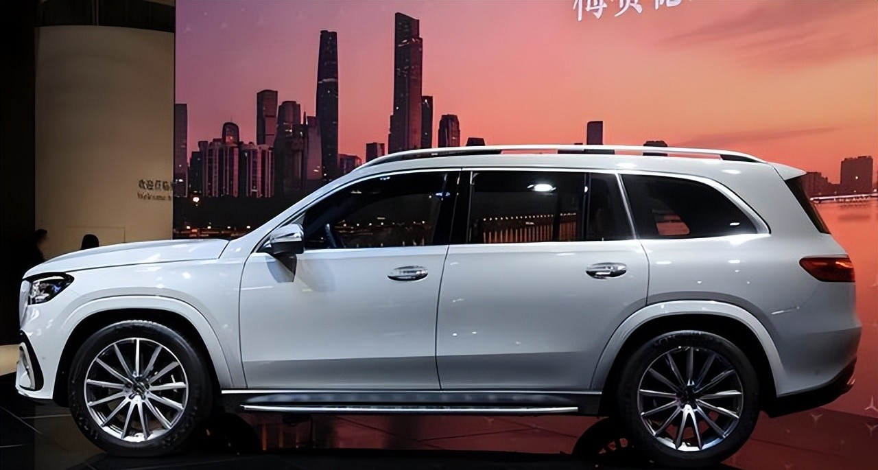 全新奔驰GLS:科技与豪华的完美融合,你会心动吗?