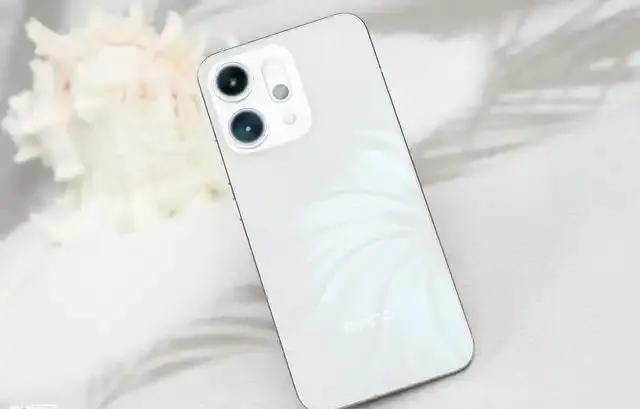OPPO Reno14全面解析:颜值党的终极武器还是高价花瓶?