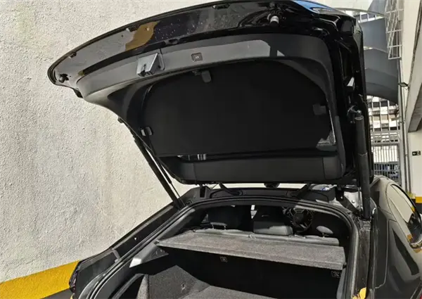 全球首辆！极氪001防弹版现身巴西：安全感直接拉满