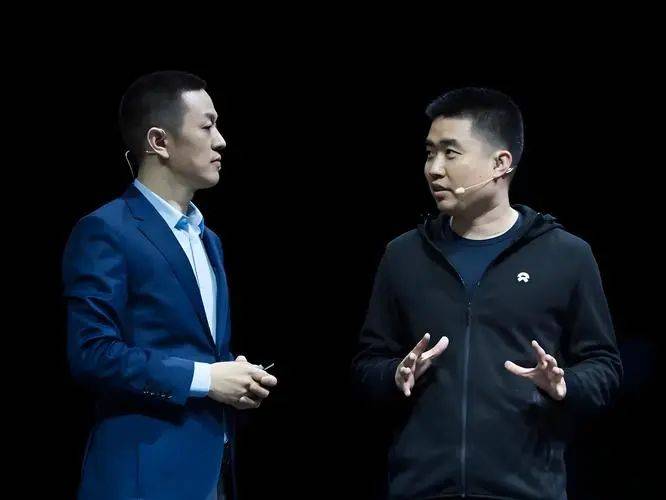 “纠结”的理想i8,“玩命”的乐道L90